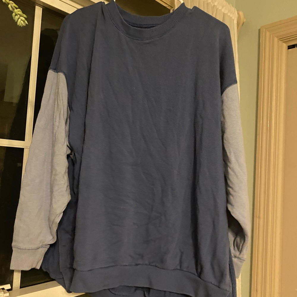 American Eagle Crewneck